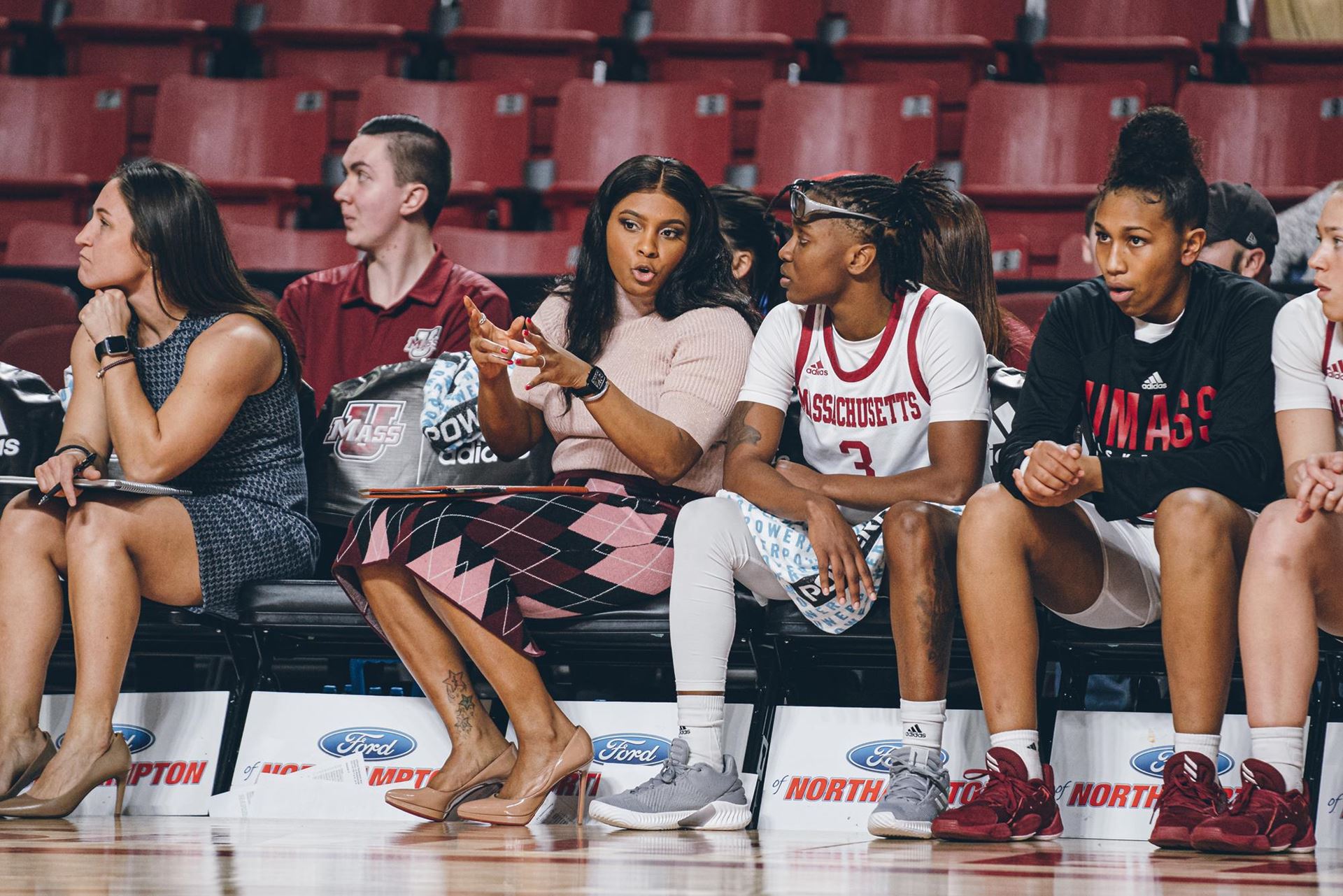 Women's HoopDirt Walker Returns To Loyola University Maryland As