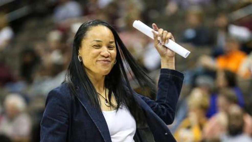 Dawn Staley gets new $22.4 million, 7-year contract